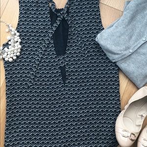 Blue & Grey H&M blouse! ✨ Size 2